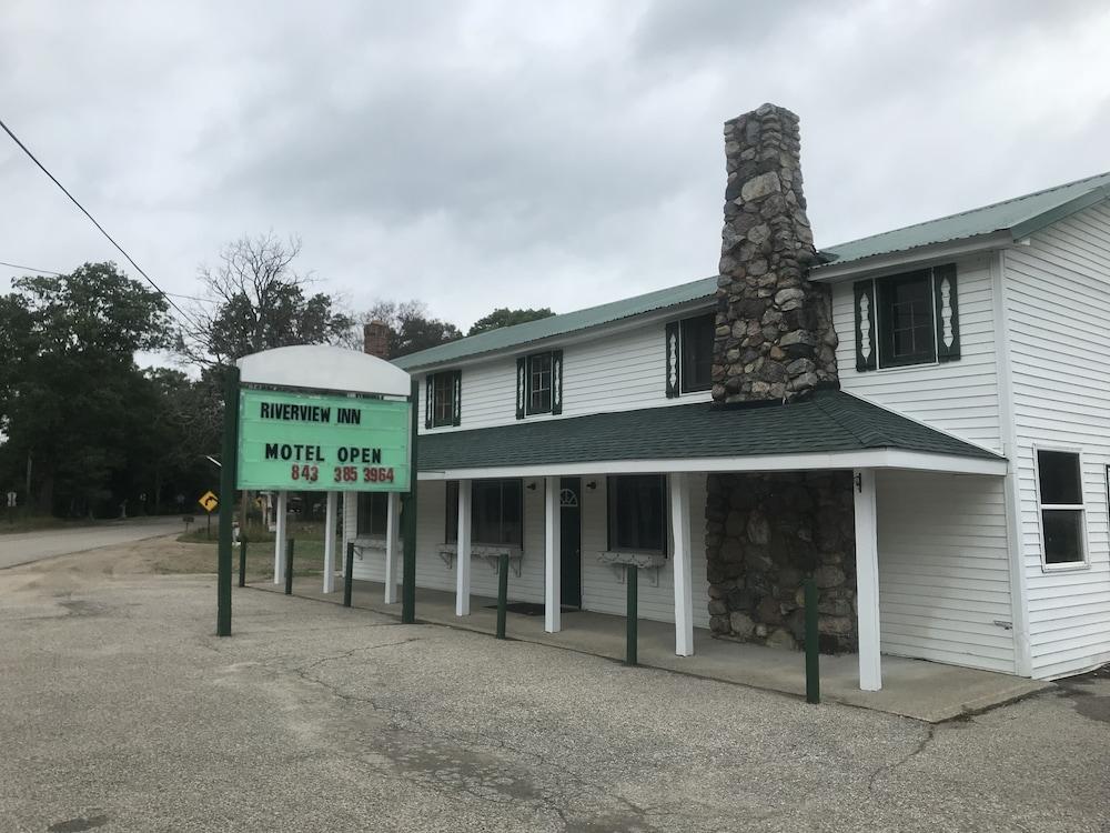 Riverview Inn photo 11