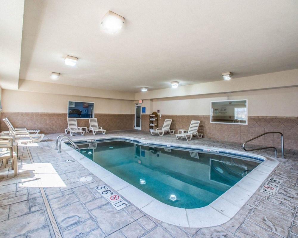 Comfort Suites Columbia - University Area photo 1