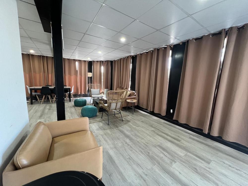 Harborside Suites photo 32