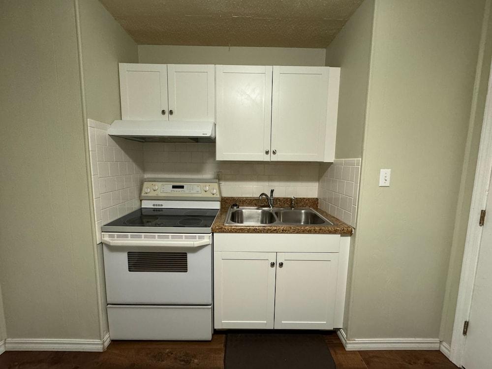 Carlton Marion Inn photo 16