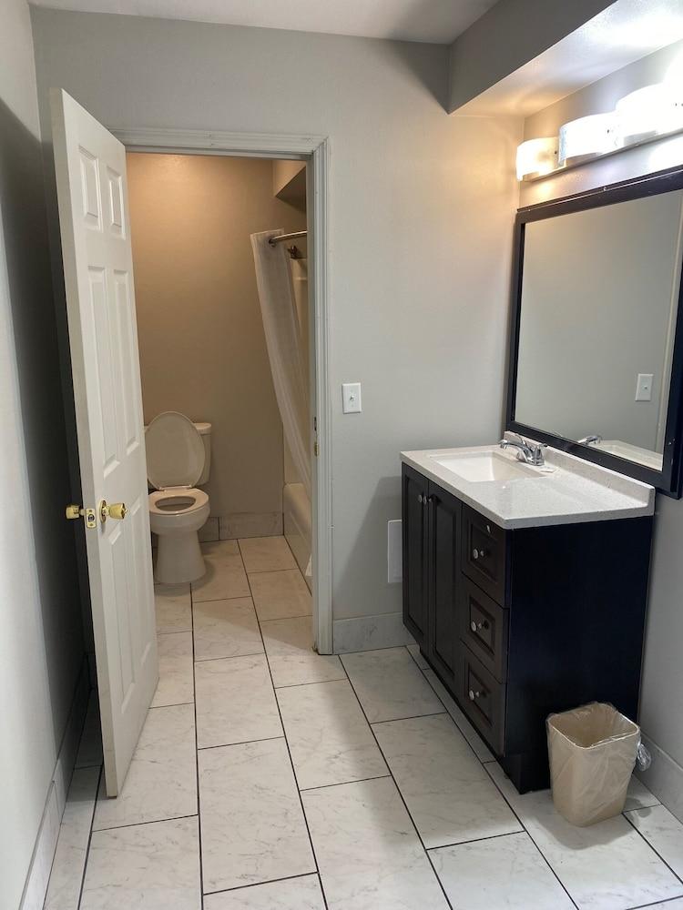 New Budget inn photo 12
