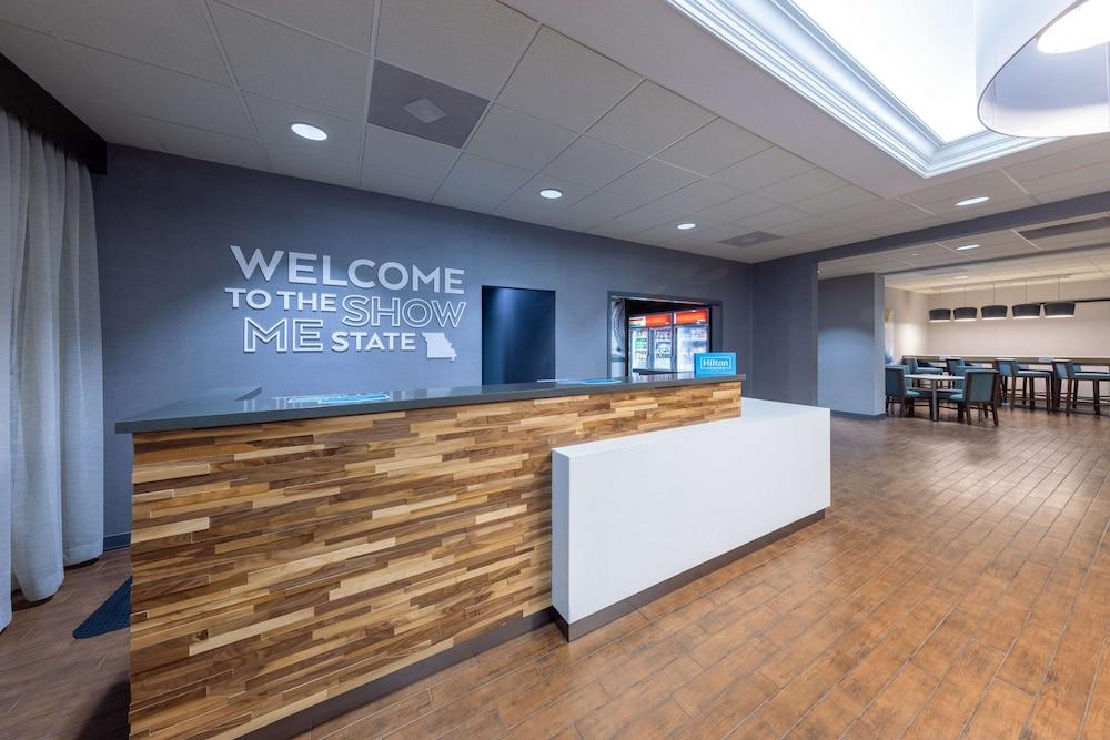 Hampton Inn St. Robert/Ft. Leonard Wood photo 21