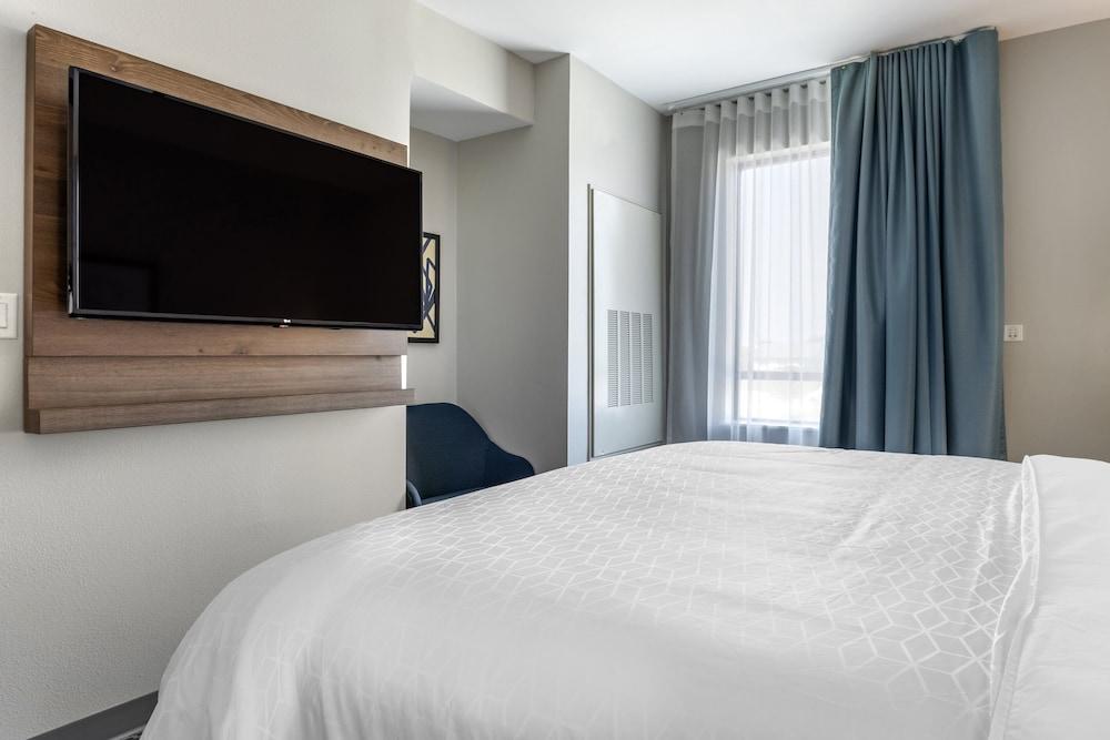 Staybridge Suites Dallas Grand Prairie by IHG photo 15