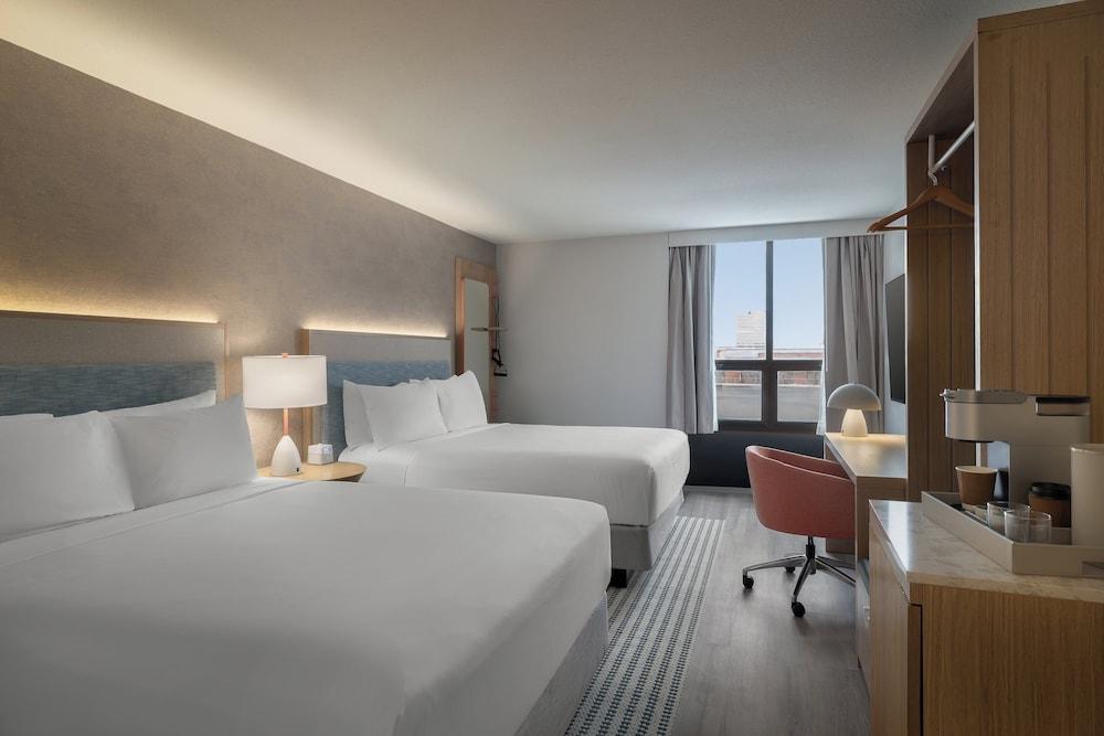 EVEN Hotel Detroit North - Troy photo 6