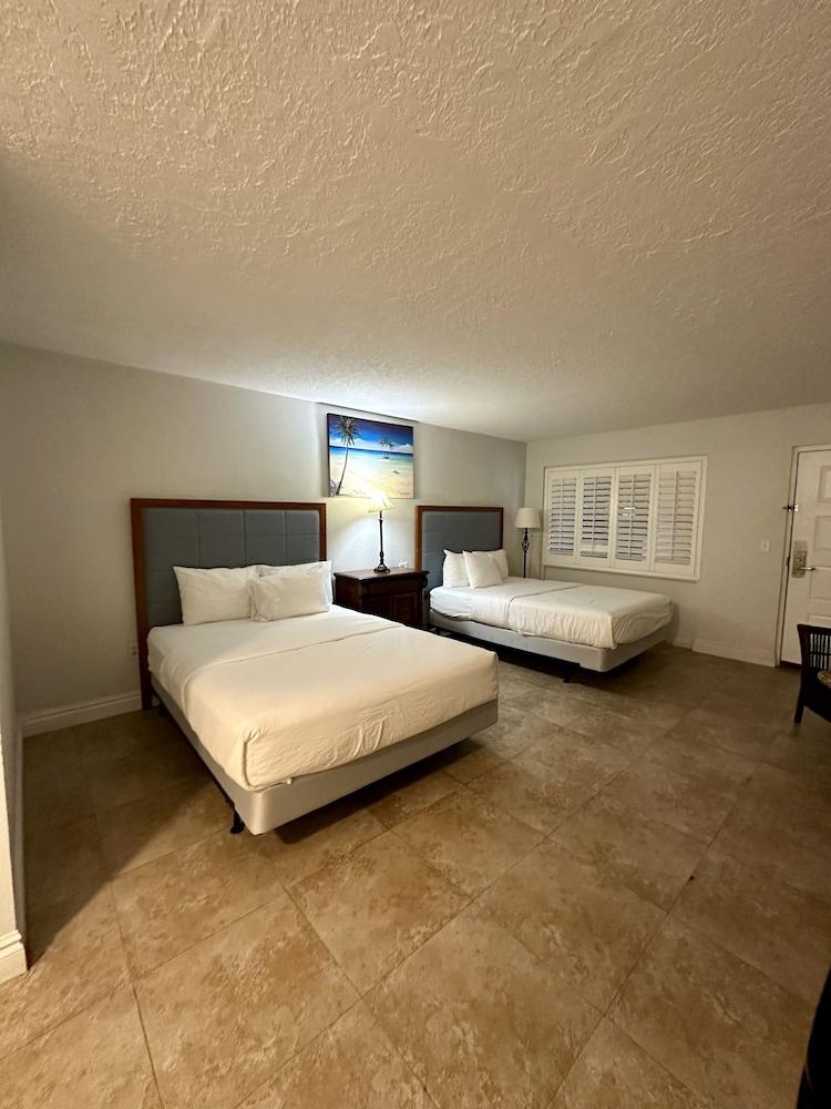 Tahitian Inn photo 17