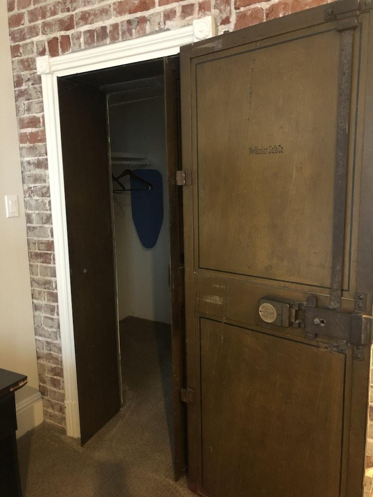 Talbott Inn photo 15