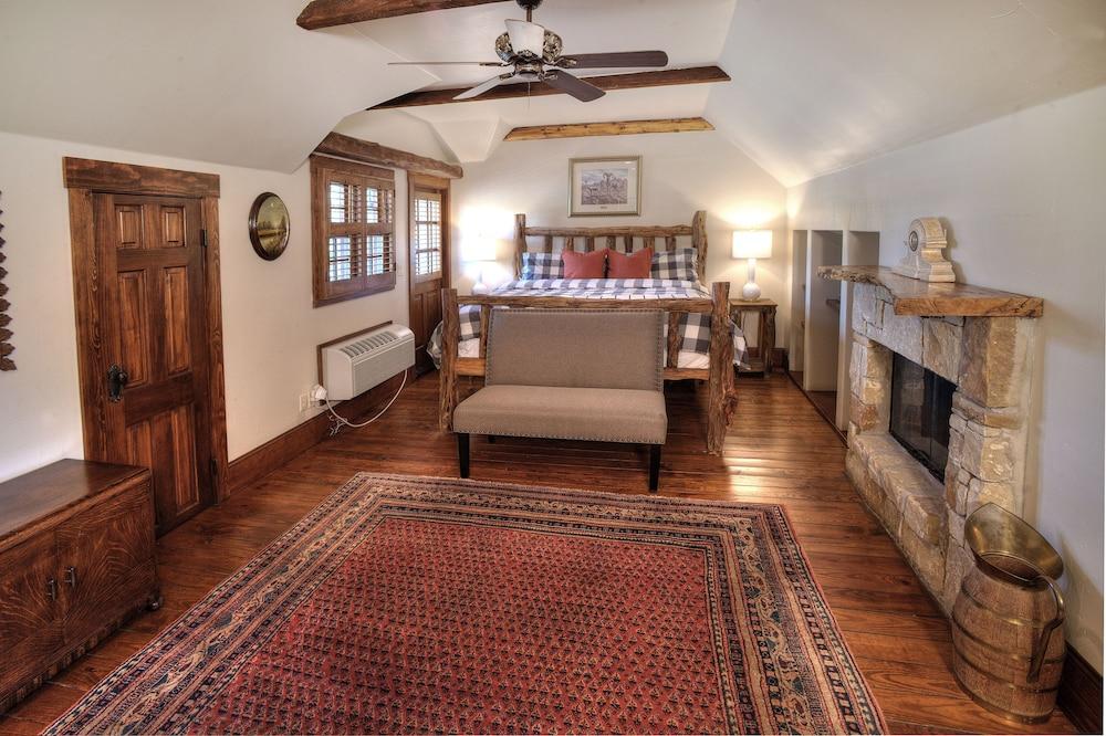 The Winchester Lodge photo 25