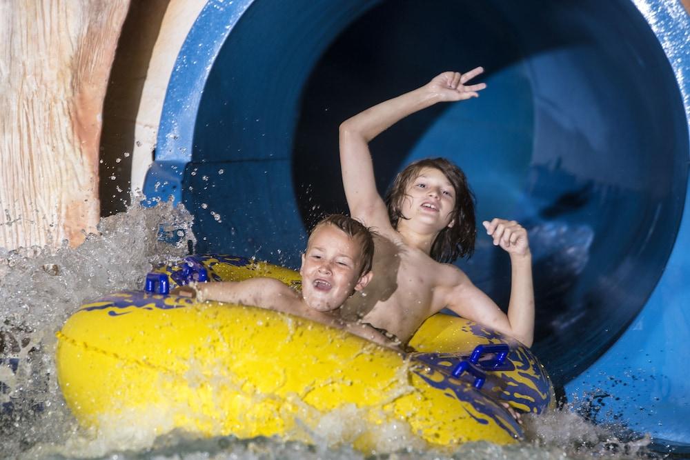 Edgewater Hotel & Waterpark photo 34