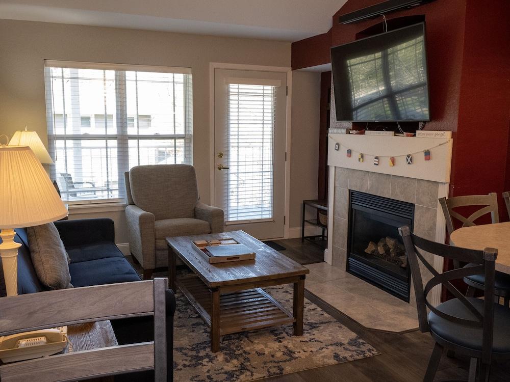 Delavan Lake Resort photo 27