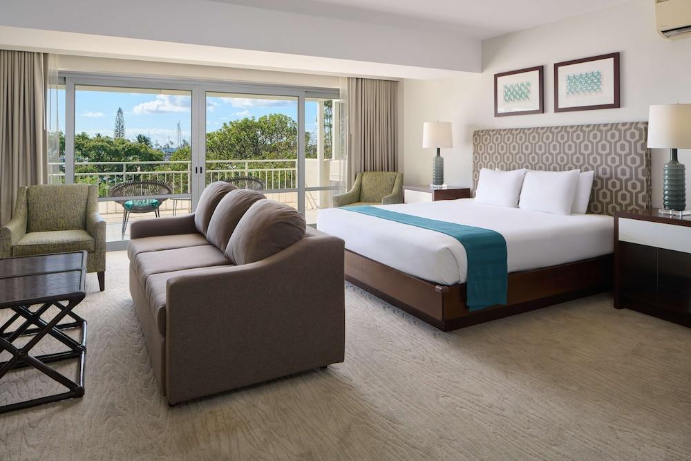 Ilikai Hotel & Luxury Suites photo 15