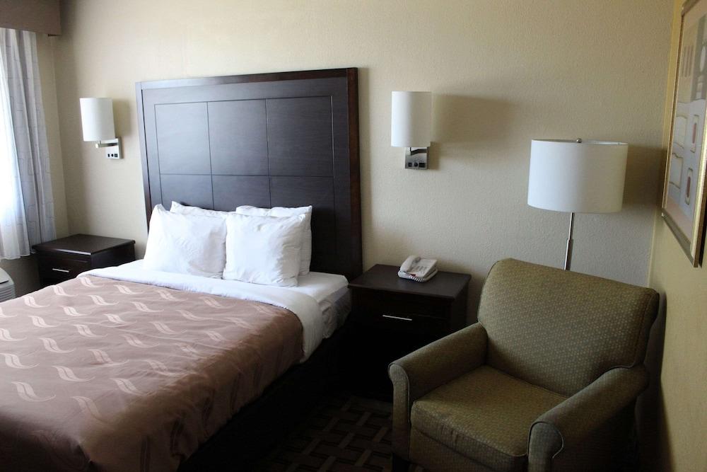 Quality Inn Conway - Greenbrier photo 12