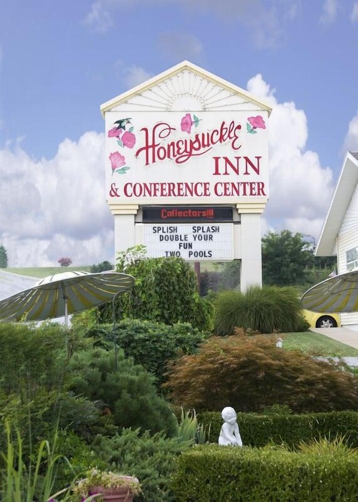 Honeysuckle Inn & Conference Center photo 63