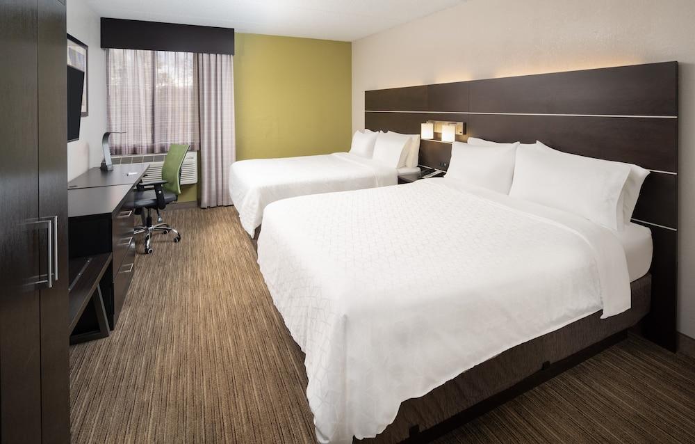 Holiday Inn Express Rochester - Greece by IHG photo 16