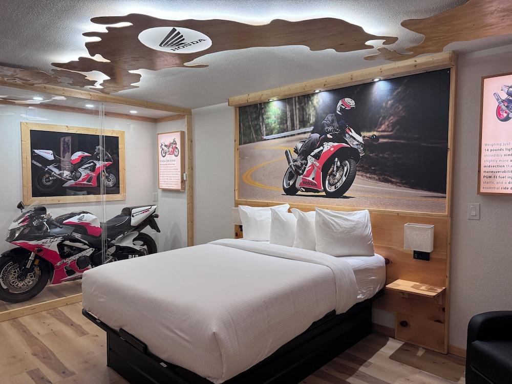 Motorcycle Inn photo 12