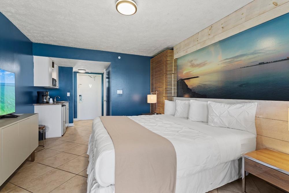 Oceanfront Inn photo 39