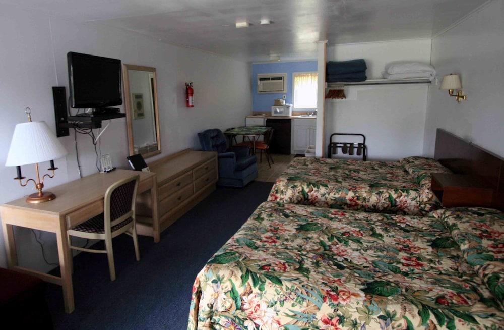 Cabin City Motel photo 3