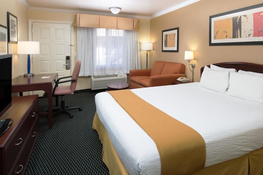 Days Inn by Wyndham Pinole Berkeley photo 6
