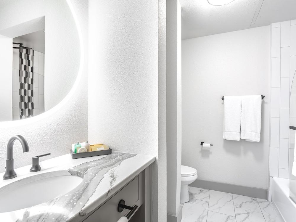 Millsap Suites by Pioneer Pocket Hotel photo 22