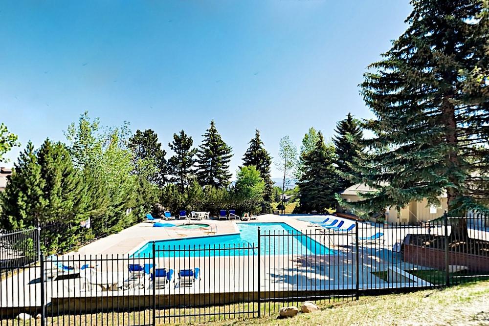 The Residences at Blackstone photo 16