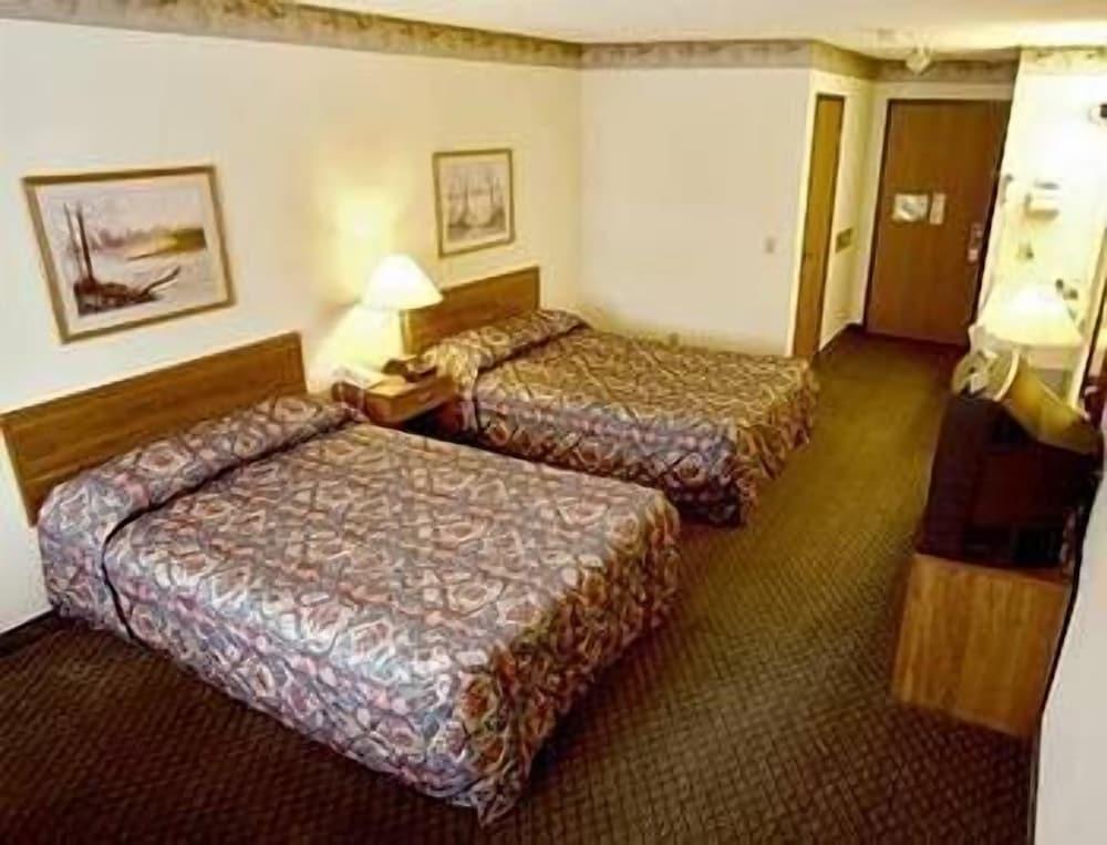 Lodi Valley Suites photo 9