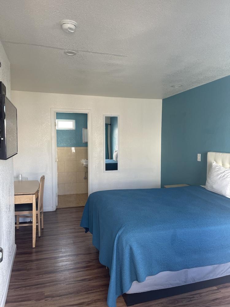 Geneva Motel Daly City photo 14