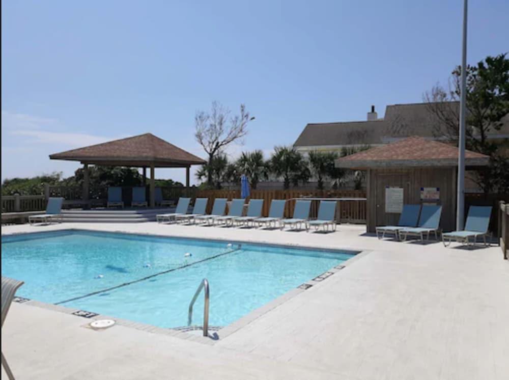 Surf Suites photo 12