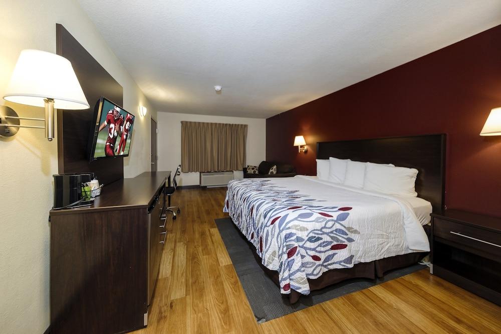 Red Roof Inn Osage Beach - Lake of the Ozarks photo 15