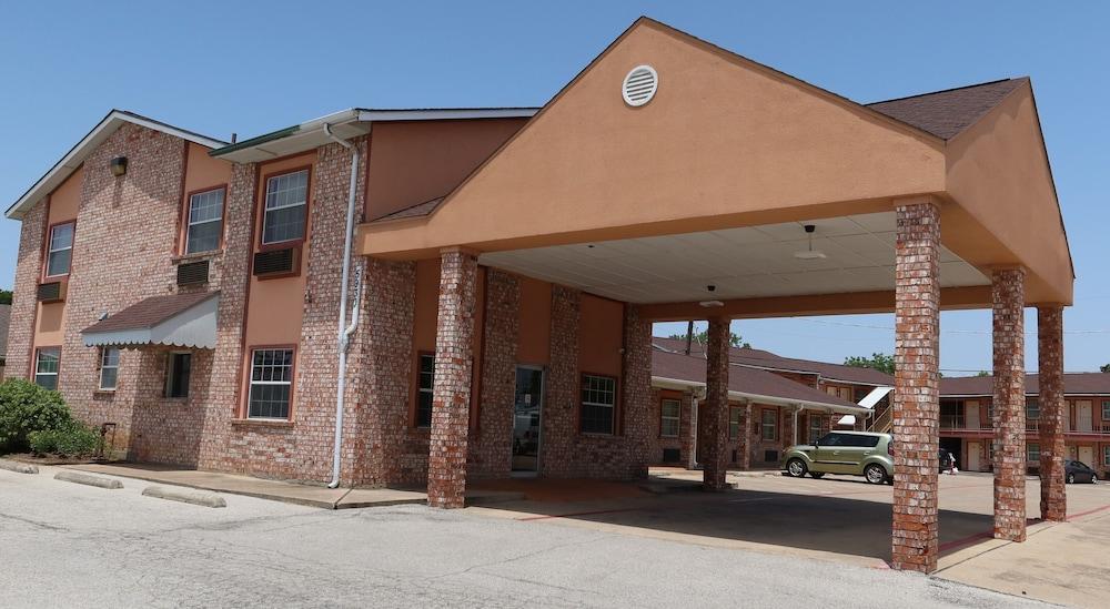 GREAT WESTERN INN photo 1