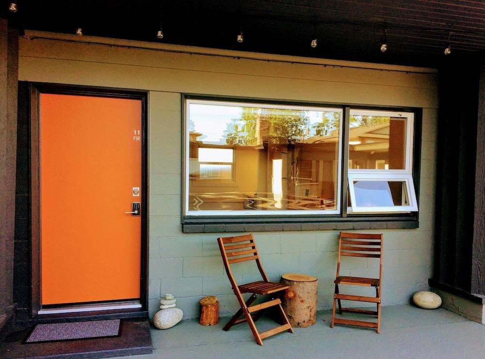 Heliotrope Hotel photo 31