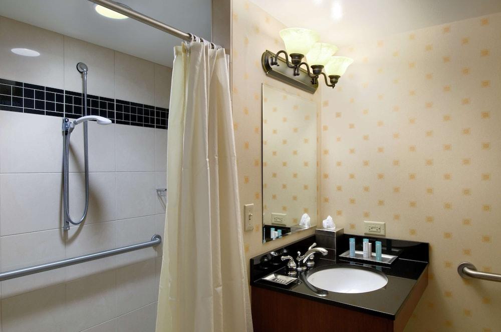 Hilton Chicago O'Hare Airport photo 61
