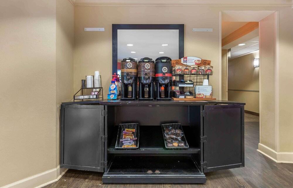 Extended Stay America Suites Washington DC Gaithersburg S photo 25