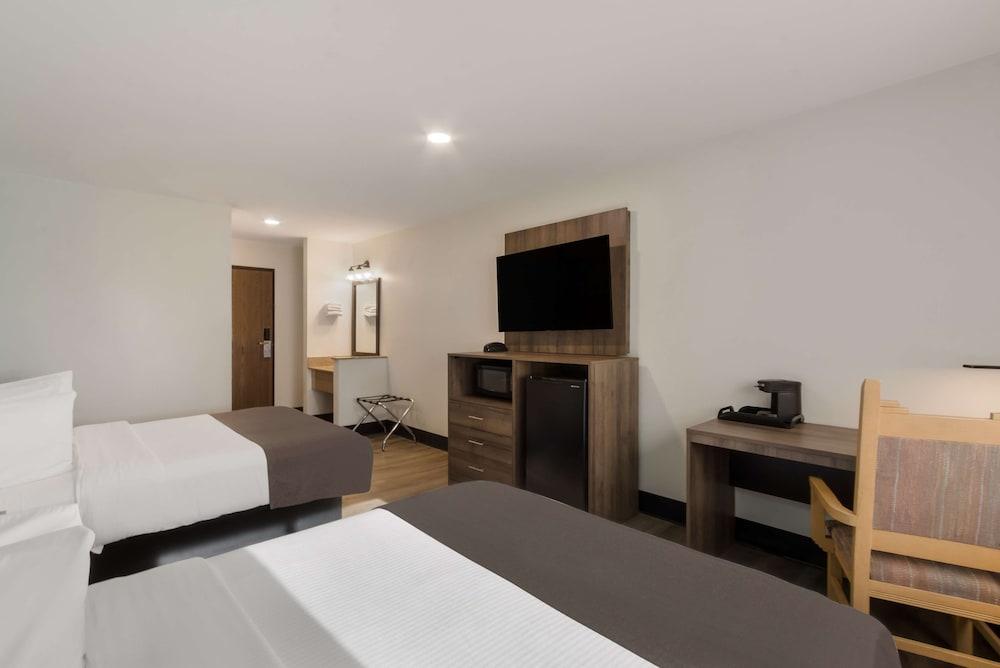 SureStay by Best Western Camp Verde photo 12