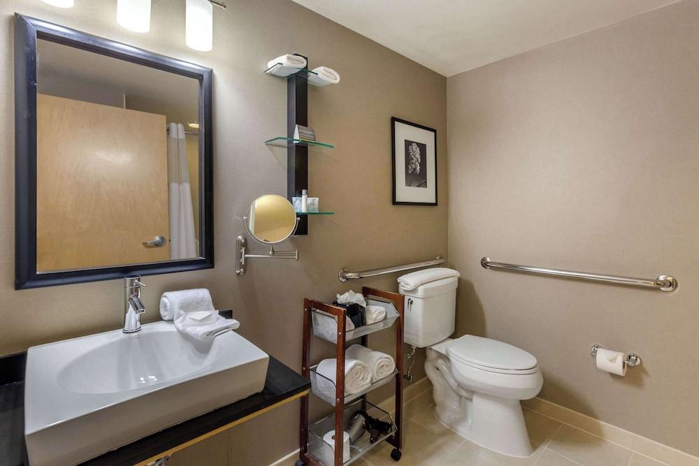 SpringHill Suites by Marriott Fort Collins photo 30