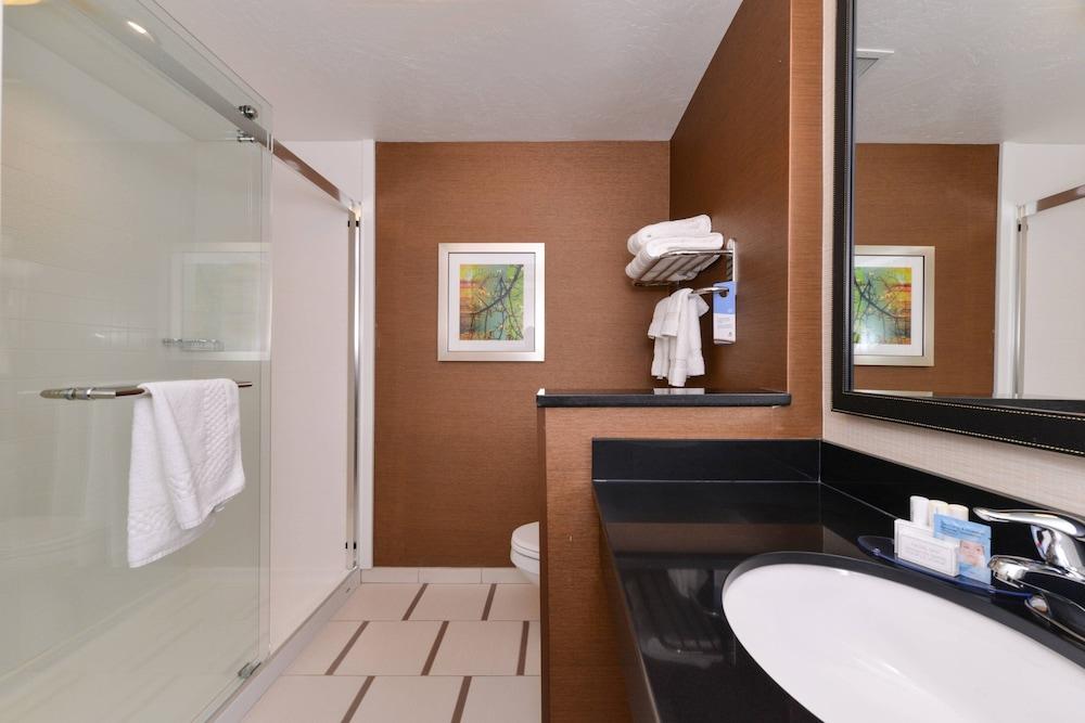 Fairfield Inn & Suites Gallup photo 24