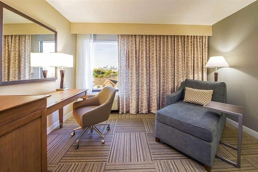 Inn at Philadelphia Airport photo 15