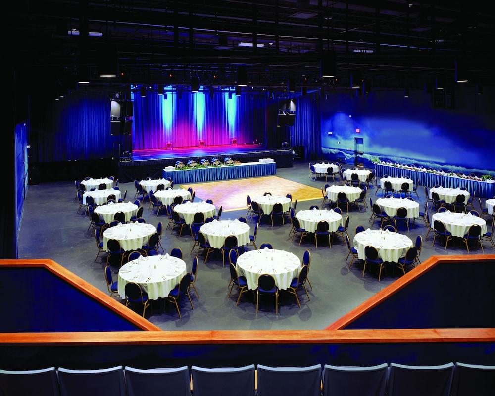 Wheeling Island Hotel-Casino-Racetrack photo 27