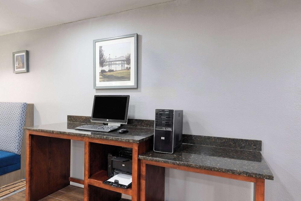 MainStay Suites Decatur River City photo 29