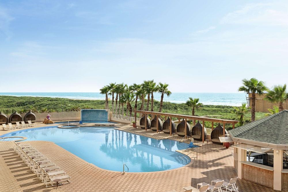 Hilton Garden Inn South Padre Island Beachfront photo 21