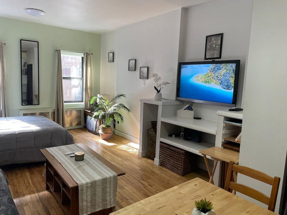 Heart of New York Suites photo 12