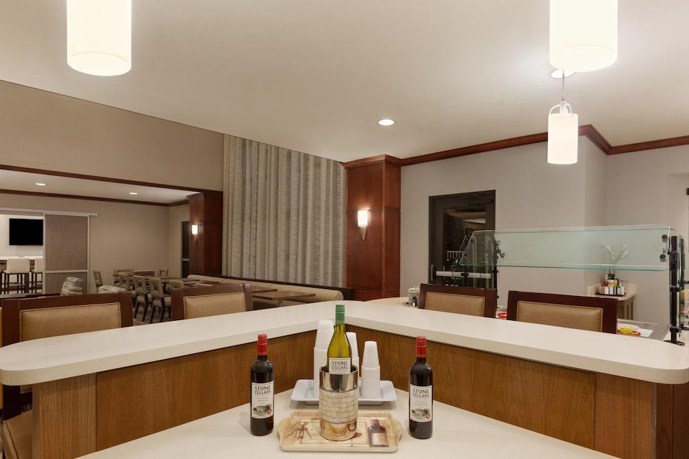 Staybridge Suites Tampa East - Brandon by IHG photo 32