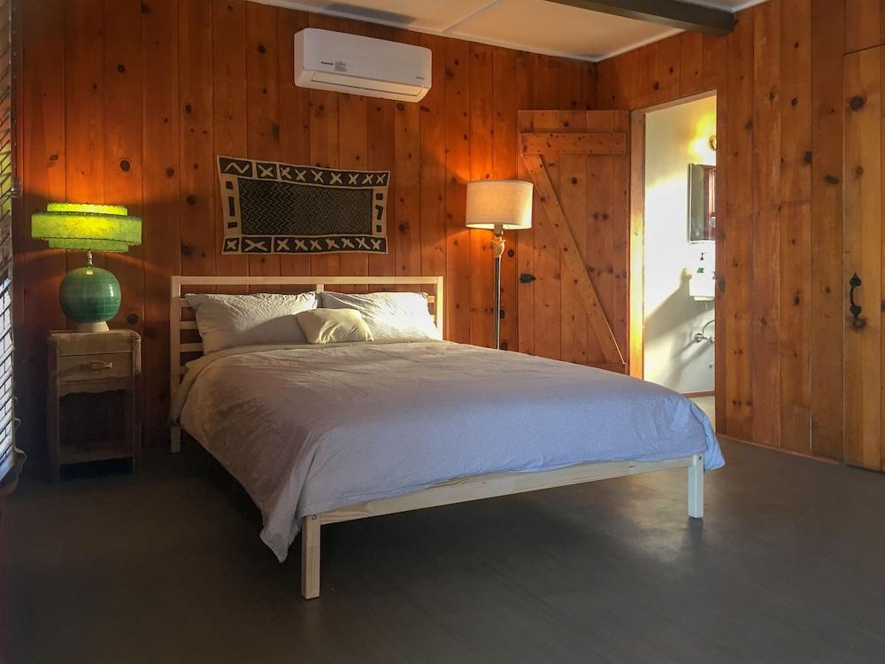 Joshua Tree Ranch House photo 47