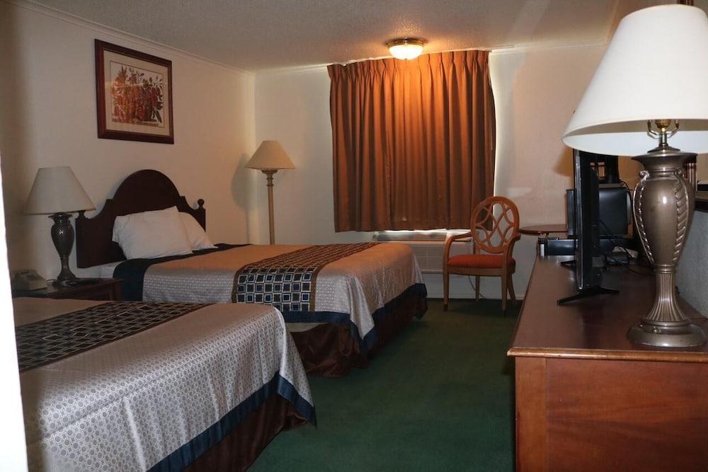 Hobbs Family Inn photo 9