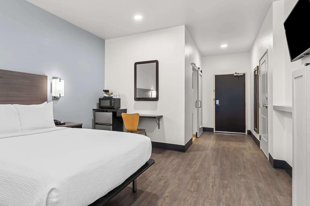 SureStay by Best Western Livingston Merced County photo 19