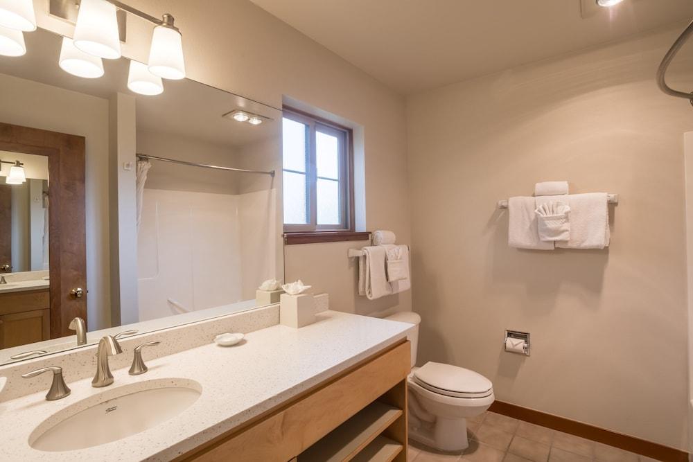 Inn at Cannon Beach photo 35