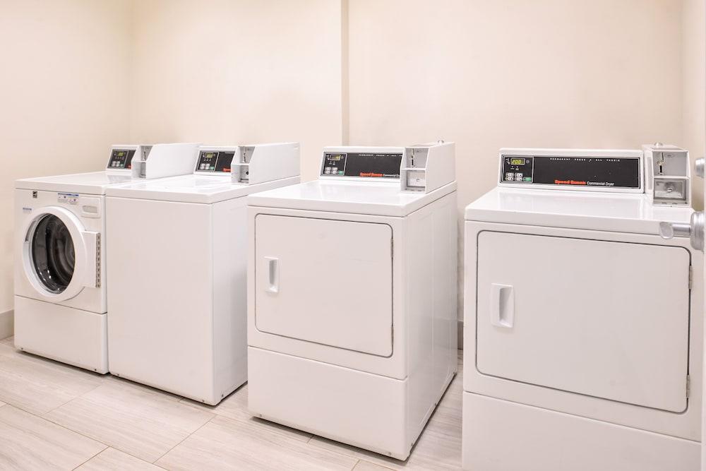 Holiday Inn Express Tampa N I-75 - University Area by IHG photo 38