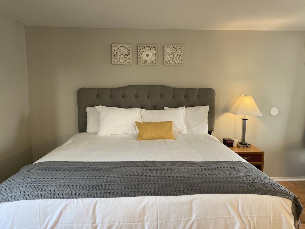 Ways Motel photo 9