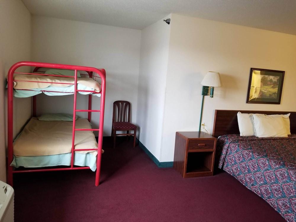 Bilmar Inn & Suites by Hotel O Hwy 77 photo 31