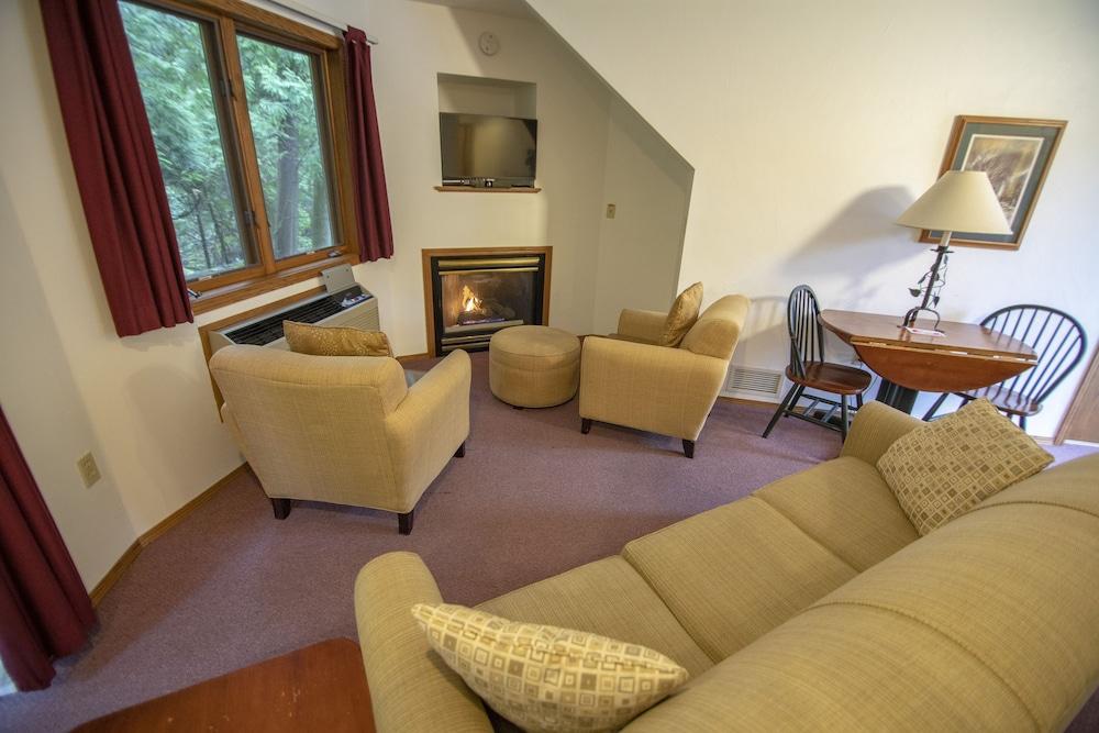 Ridges Inn & Suites photo 74