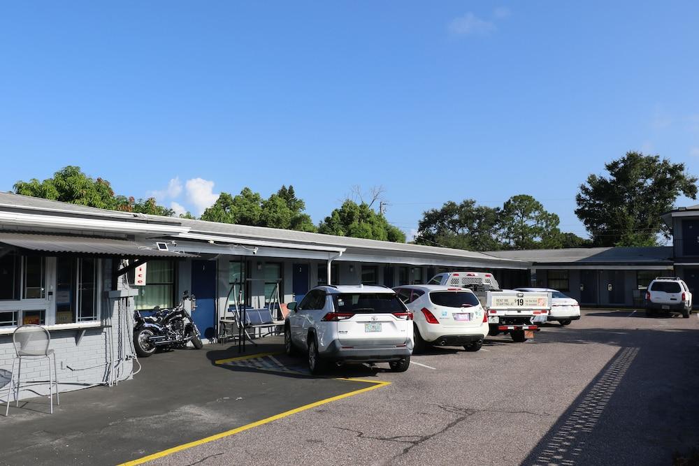 Dunedin Cove Motel photo 4