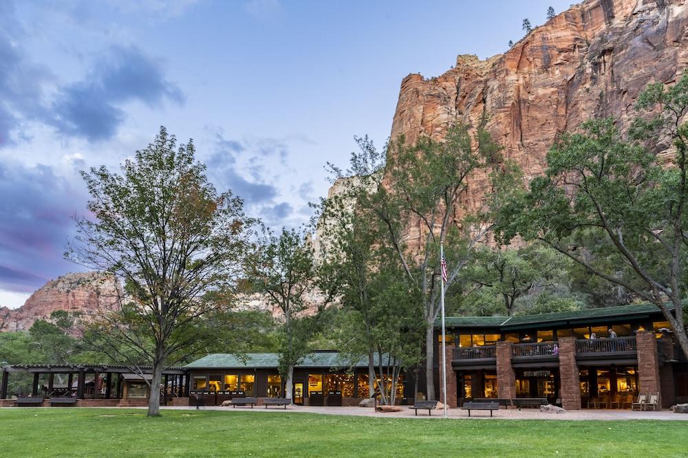 Zion Lodge - Inside The Park photo 24
